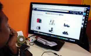 A customer accessing e-commerce company Amazon’s website on 15 September 2015. (Indranil Bhoumik/Mint via Getty Images)