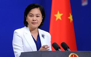 Chinese Foreign Ministry spokeswoman Hua Chunying speaks during a briefing.(www.fmprc.gov.cn)