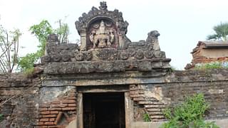 Not a temple but a ruined entrance to the Chatram