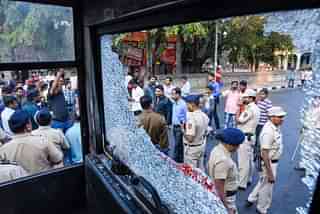  Violent protests erupted in several parts of Mumbai and Thane, with protesters damaging buses, blocking roads, staging rail rokos and forcing shops to shut down (Sanket Wankhade/Hindustan Times via Getty Images)
