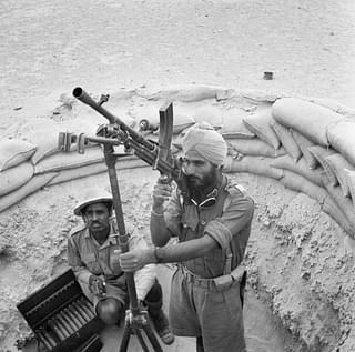 Indian soldiers operating a Bren Gun, a standard Light Machine Gun used by Commonwealth Troops, Egypt 1941. (<a href="https://en.wikipedia.org/wiki/Bren_light_machine_gun#/media/File:Anti-aircraft_BrenGun.jpg">Wikipedia</a>)
