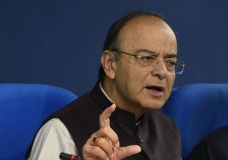 Finance Minister Arun Jaitley addressing a press conference in New Delhi.  (Mohd Zakir/Hindustan Times via Getty Images)