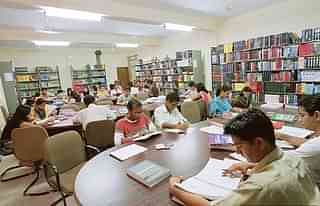 Medical library at Government Medical College, Haldwani. (Dr Deanndamon/Wikimedia Commons)