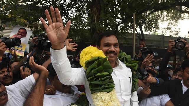 Former Union telecom minister A Raja with his supporters celebrating after 2G case verdict by Patiala House Court in New Delhi. (Sonu Mehta/Hindustan Times via Getty Images)&nbsp;