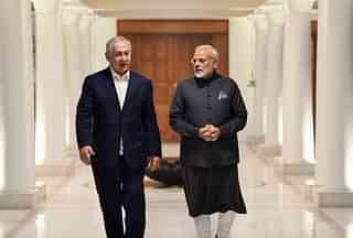Prime Minister Narendra Modi with Israeli Prime Minister Benjamin Netanyahu. (Narendra Modi/Twitter)