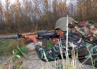 An Indian soldier with the INSAS rifle, during a military exercise. (Pvt. Howard Ketter/Wikipedia)
