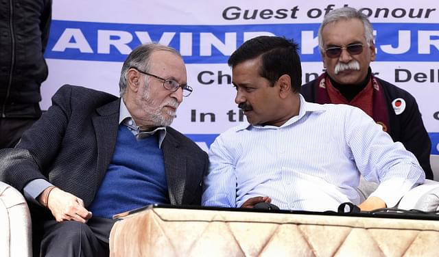 Delhi Lt Governer Anil Baijal with Delhi CM Arvind Kejriwal (onu Mehta/Hindustan Times via Getty Images)