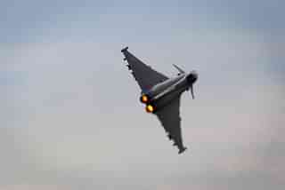 A Typhoon Eurofighter takes off at the Farnborough Airshow. (Dan Kitwood/Getty Images)