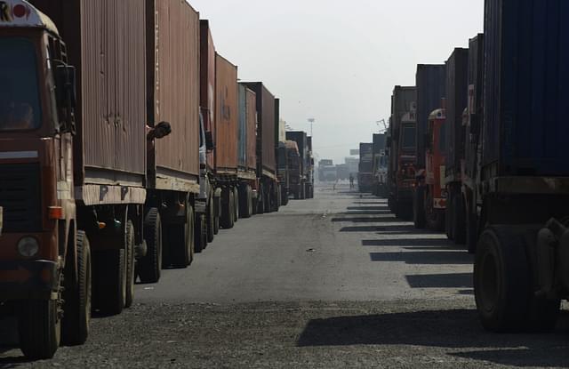 Trucks lined up outside Jawaharlal Nehru Port Trust. (Abhijit Bhatlekar/Mint via Getty Images)
