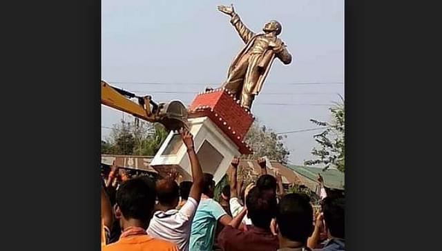 Statue of Lenin being brought down in Tripura.
