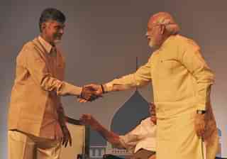 Narendra Modi and Chandrababu Naidu in the run-up to the 2014 General ELections (Sonu Mehta/Hindustan Times via GettyImages)
