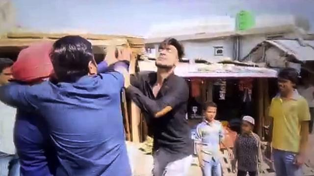 Mediapersons being attacked in Jammu. (Still from a video of the assault)