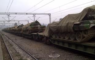 T-72 tanks of the Indian Arm, photographed near Pathankot.