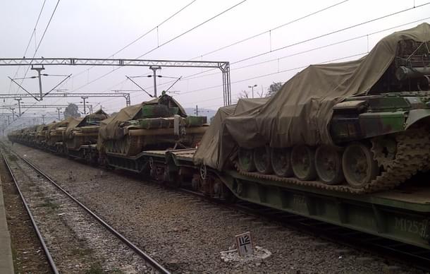 T-72 tanks of the Indian Arm, photographed near Pathankot.