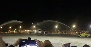 AI Flight 139 welcomed at the Tel Aviv airport. (picture via Twitter)