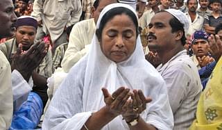 Mamata Banerjee offering namaz.