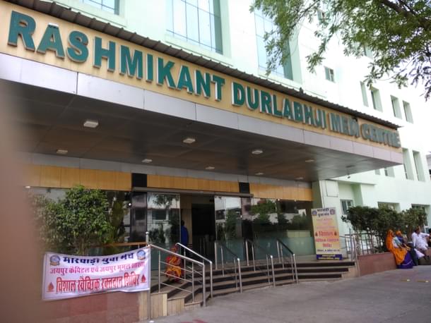 Rashmikant Durlabhji Medi Centre, a part of SDMH, where patients under BSBY get medical care in four departments.