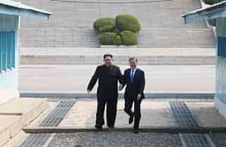 Kim Jong-un and South Korean President Moon Jae-in. (Korea Summit Press Pool via Getty Images)