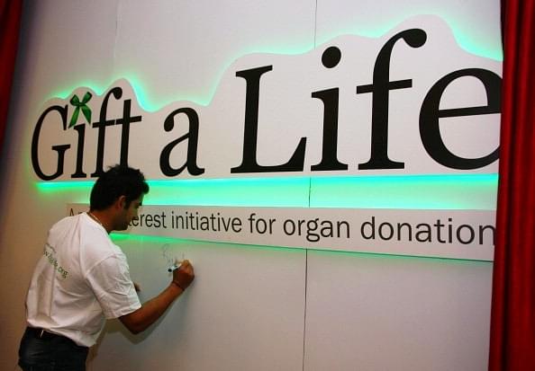 Indian cricketer Gautam Gambhir launches the ‘Gift A Life’ organ donation initiative in New Delhi. (M Zhazo/Hindustan Times via Getty Images)
