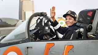 (Defence Minister Nirmala Sitharaman in a air force fighter aircraft/Photo by Defence Ministry)