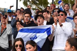 Israeli tennis fans in Australia. (Jaimi Chisholm/GettyImages) 