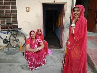 Women in Jaipur’s Mansarovar area.