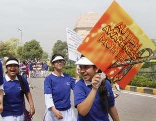 Children take part in  ‘Autism Awareness Month’ at the India Gate in New Delhi. (Arvind Yadav/Hindustan Times via GettyImages) 