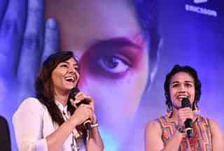 Geeta and Babita Phogat (Sanjeev Verma/Hindustan Times via Getty Images)