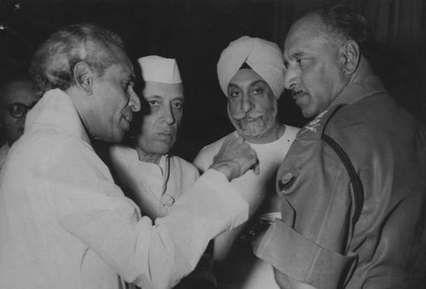 (L to R) Defence minister K V Krishna Menon, prime minister Jawaharlal Nehru, junior defence minister Majithia, and General K S Thimayya.