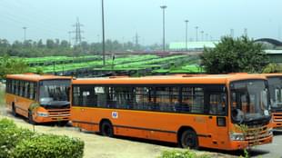 DTC and DIMTS Cluster Buses parked at the Indraprastha Terminal (Sonu Mehta/Hindustan Times via Getty Images)