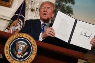 US President Donald Trump announces reinstatement of sanctions on Iran. (Chip Somodevilla via Getty Images)