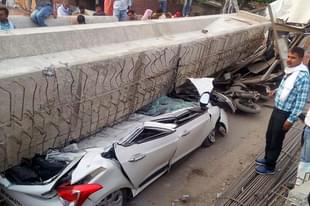 The part of the flyover that collapsed. (pic via Twitter)