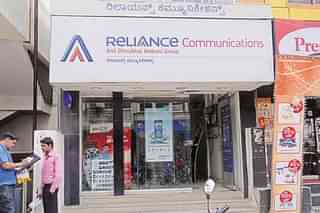 A Reliance Communications Retail Outlet (Hemant Mishra/Mint via Getty Images)