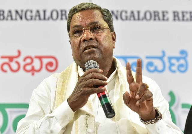 Former Karnataka Chief Minister Siddaramaiah at a press conference in Bengaluru. (Arijit Sen/Hindustan Times via GettyImages)
