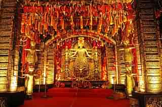 A Durga Puja pandal in Kolkata. (Subhankar Chakraborty/Hindustan Times via Getty Images)