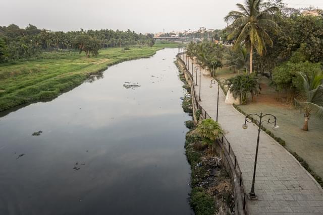 The Musi River as seen from Nayapul in Hyderabad (Mohammed Mubashir/Wikimedia Commons)