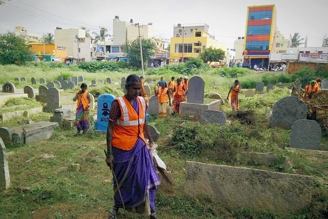 Municipal workers in Bengaluru. (Picture via Facebook)