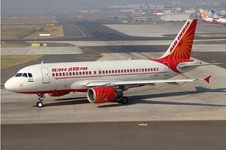 An Air India jet. (Sreenath y/Wikimedia Commons)