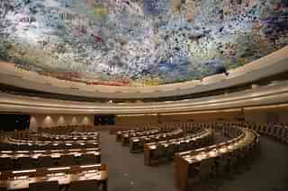 UNHRC Meeting Room. (<a href="https://commons.wikimedia.org/wiki/User:GnuCivodul">Ludovic Courtès</a> via Wikimedia Commons)
