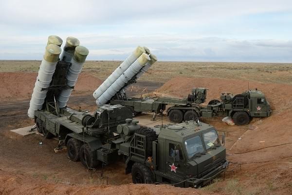 The Almaz-Antey S-400 “Triumf,” also known by its NATO codename of SA-21 “Growler.” (Photo Courtesy: NOSINT)