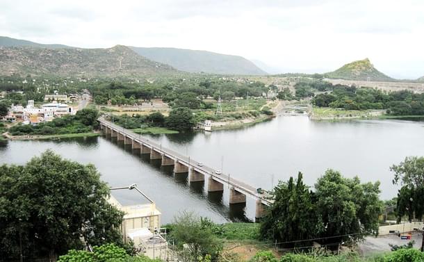 Mettur Dam (Pavalarvadi/Wikipedia)
