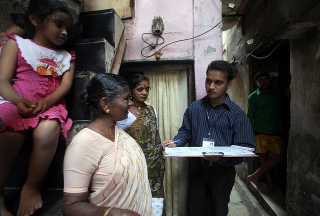 The 2011 Census being conducted in Mumbai (Anshuman Poyrekar/Hindustan Times via Getty Images)