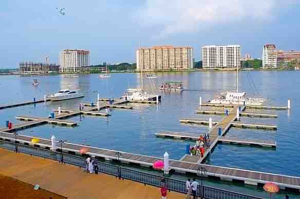 Kochi International Marina, Bolgatty Island, Kerala. (Pic Via Wikimedia Commons)