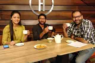 Kunal Kamra (R) with Shehla Rashid (L) and Jignesh Mewani. (pic via Twitter)