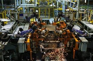 An Indian factory. (MANPREET ROMANA/AFP/Getty Images) 