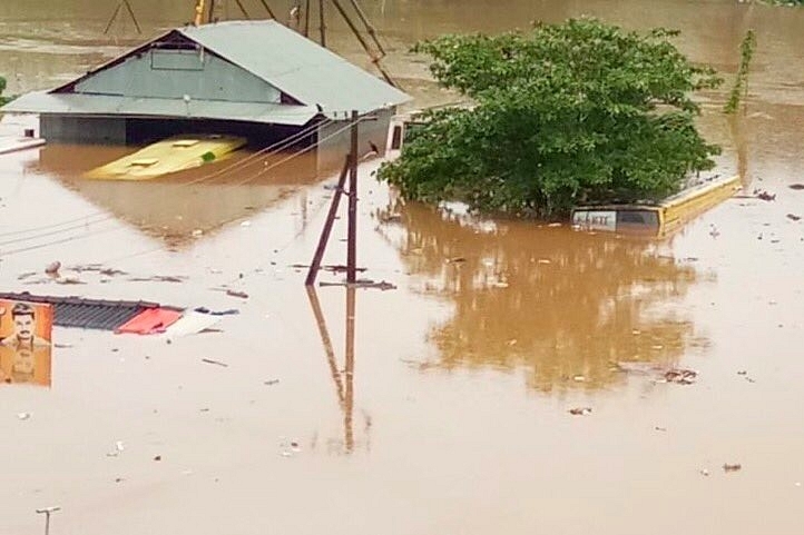 Flooding in Kerala (@amitabhk87/Twitter)