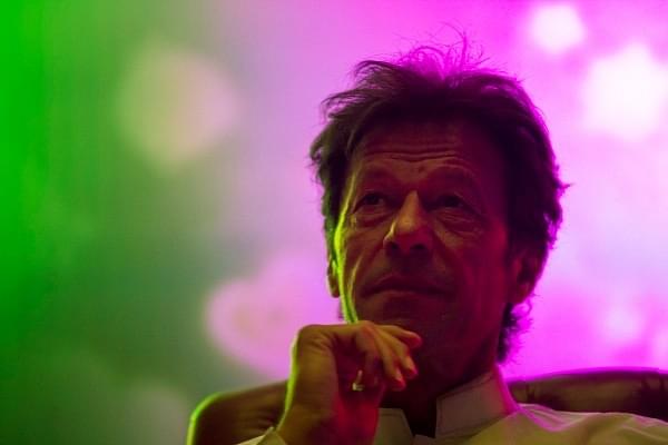 Should the IMF let Pakistan’s economy fall apart by declining a bailout? Or should it give the new Khan government a fair shot at reforms? (Daniel Berehulak/Getty Images)