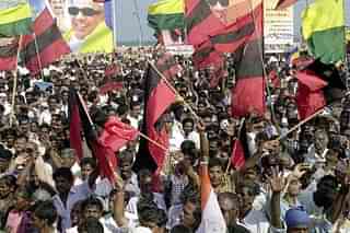 Tamil Nadu DMK (DIBYANGSHU SARKAR/AFP/Getty Images)