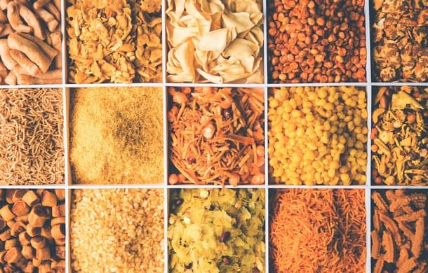 Selection of deep fried snacks.