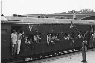 One of 30 special trains leaving New Delhi station, taking the staff of the Pakistan government to Karachi on 7 August 1947. (Keystone Features/GettyImages)